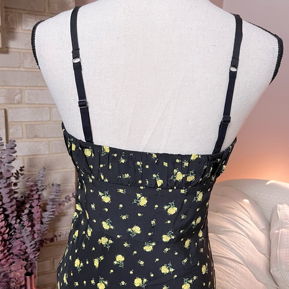 REALISATION PAR Iris Silk Dress - Florence Floral Print - Picture 7 of 15